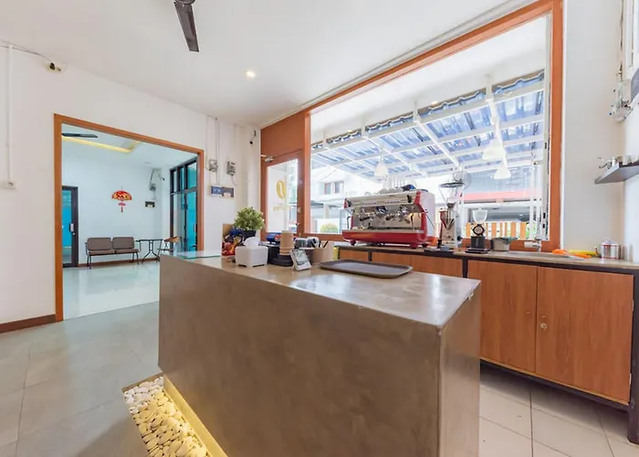 Sans Hotel Suryakencana Bogor