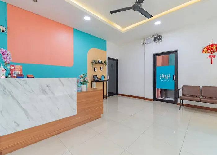 Sans Hotel Suryakencana Bogor